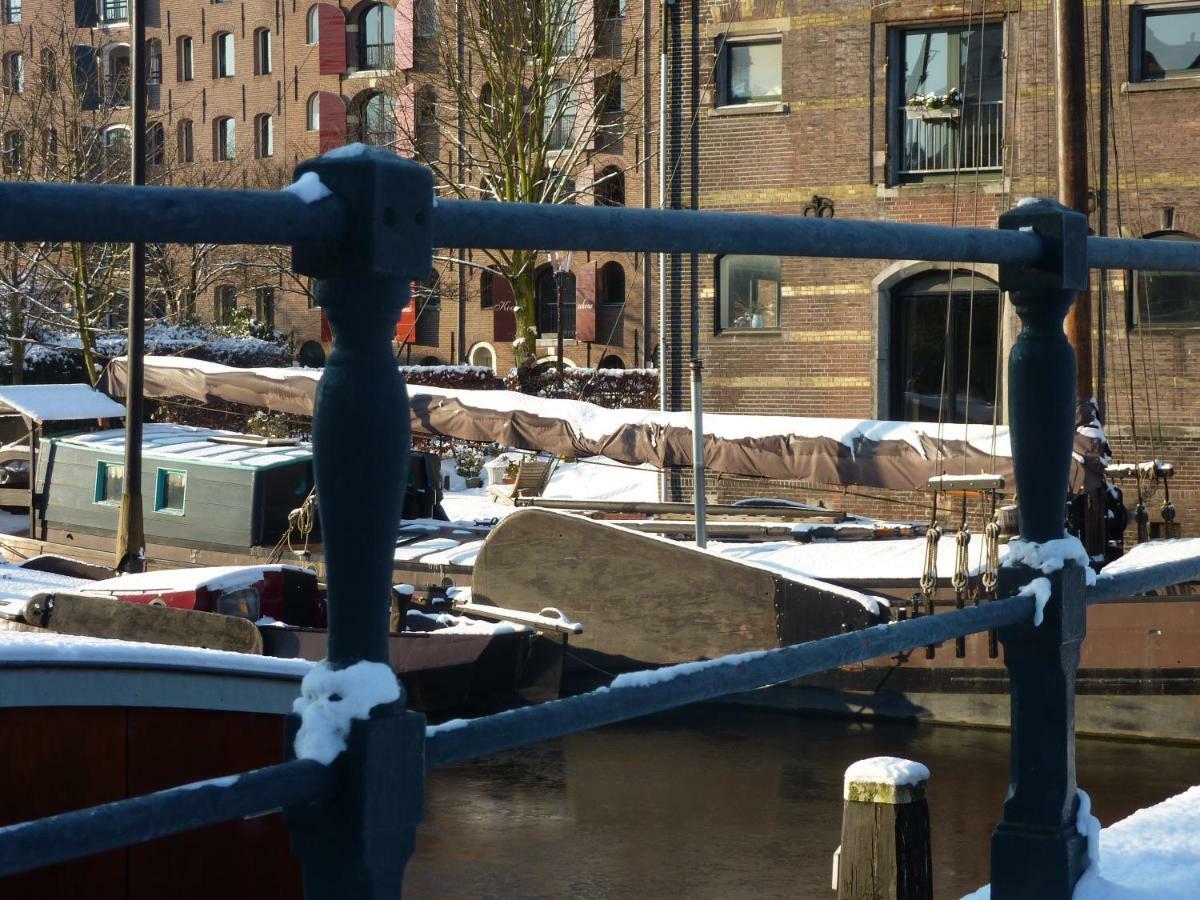 Central & Quiet Canal Apartment Amsterdam Eksteriør billede